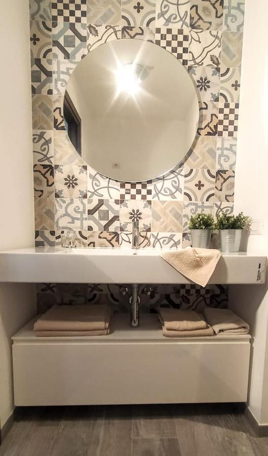 Sarah'S Place Μενάτζιο Εξωτερικό φωτογραφία